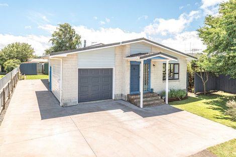 Photo of property in 63 Exeter Crescent, Springvale, Whanganui, 4501