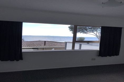 Photo of property in 47 The Esplanade, Eastern Beach, Auckland, 2012