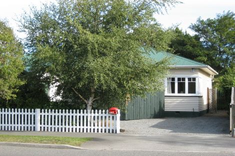 Photo of property in 64 Opawa Road, Waltham, Christchurch, 8023