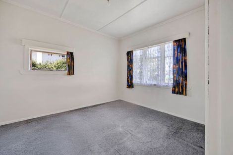 Photo of property in 33 Ngatai Street, Manaia, 4612