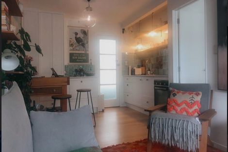 Photo of property in 3/11 Sentinel Road, Herne Bay, Auckland, 1011