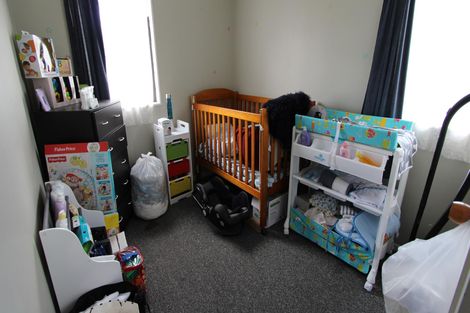 Photo of property in 2/16 Silver Creek Road, Weymouth, Auckland, 2103