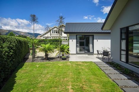 Photo of property in 50 Covent Drive, Stoke, Nelson, 7011