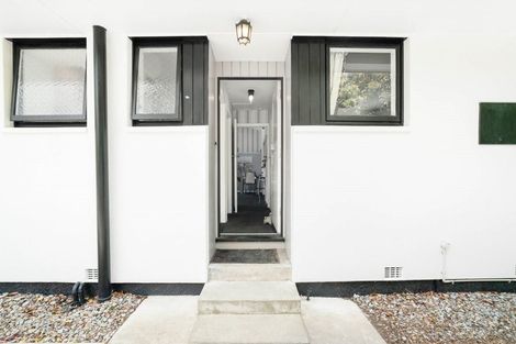 Photo of property in 27 Jenkins Avenue, Redwood, Christchurch, 8051