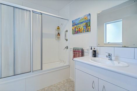 Photo of property in 63 Jubilee Drive, Pauanui, Hikuai, 3579