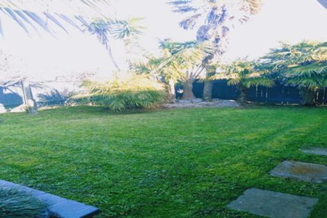 Photo of property in 1/19 Gulf Crest, Bucklands Beach, Auckland, 2012