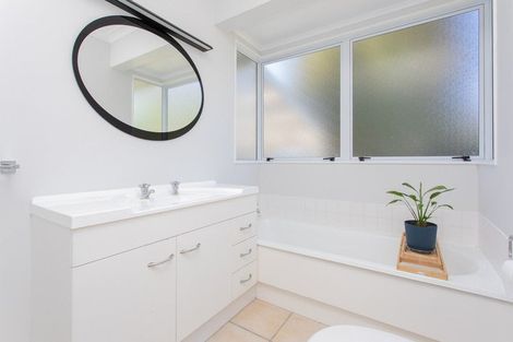 Photo of property in 29 Hamurana Road, Omokoroa, 3114