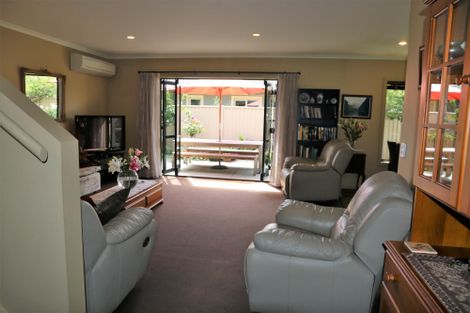 Photo of property in 3 Achil Street, Cromwell, 9310