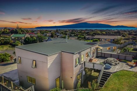 Photo of property in 13 Trig Hill Terrace, Waikanae Beach, Waikanae, 5036