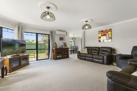 Photo of property in 40 Ocean Crest, Papamoa Beach, Papamoa, 3118