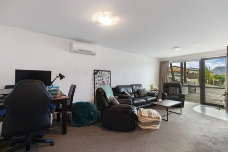 Photo of property in 20 Greenstone Place, Fernhill, Queenstown, 9300