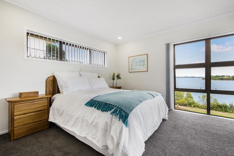 Photo of property in 21 St Annes Crescent, Wattle Downs, Auckland, 2103
