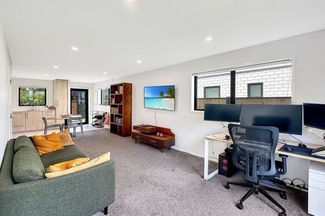 Photo of property in 3/4 Johnston Grove, Taita, Lower Hutt, 5011