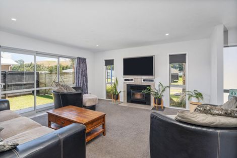 Photo of property in 338 Cook Drive, Whitianga, 3510