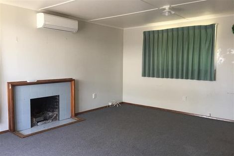 Photo of property in 8 Montrose Place, Flaxmere, Hastings, 4120