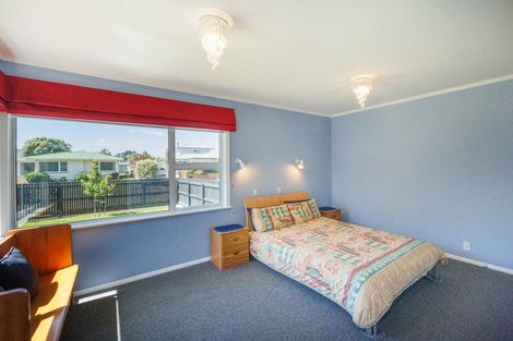 Photo of property in 7 Goodwyn Crescent, Hokowhitu, Palmerston North, 4410