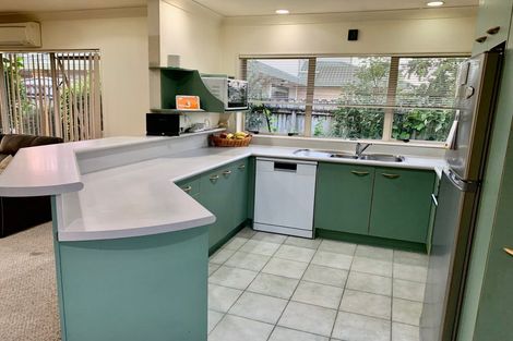 Photo of property in 502 Great South Road, Rosehill, Papakura, 2113