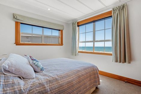 Photo of property in 123 Karewa Parade, Papamoa Beach, Papamoa, 3118