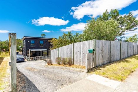 Photo of property in 87 Moir Point Road, Mangawhai Heads, Mangawhai, 0505
