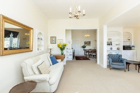 Photo of property in 43 May Avenue, Hospital Hill, Napier, 4110