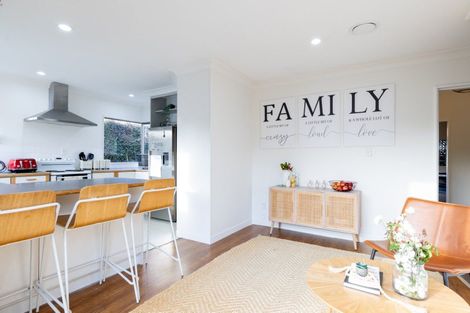 Photo of property in 69 Carlyle Street, Leamington, Cambridge, 3432