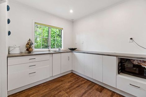 Photo of property in 19 Aorangi Road, Paraparaumu, 5032