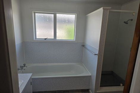 Photo of property in 1/42 Belt Road, Moturoa, New Plymouth, 4310