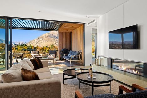 Photo of property in 13 Old Homestead Place, Kawarau Falls, Queenstown, 9300