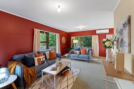 Photo of property in 10 Renata Road, Otaki, 5512