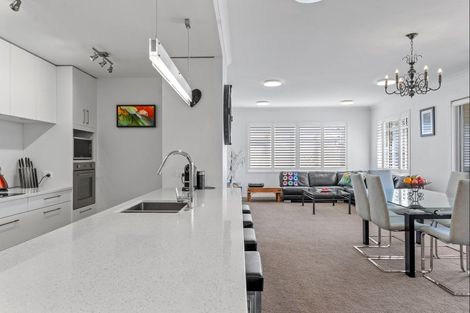 Photo of property in 78 Panorama Heights, Orewa, 0931