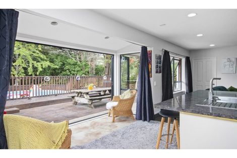 Photo of property in 163 Colombo Road, Waiuku, 2123