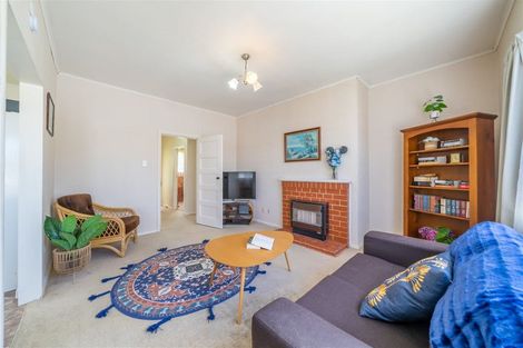 Photo of property in 3 Bush Street, Naenae, Lower Hutt, 5011