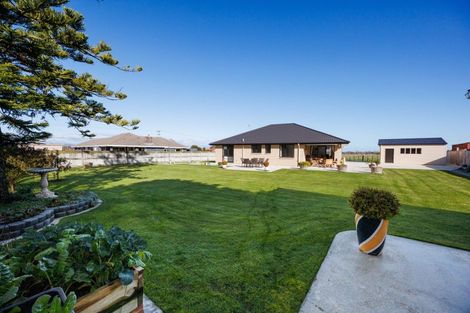 Photo of property in 14 Maple Street, Bunnythorpe, Palmerston North, 4478
