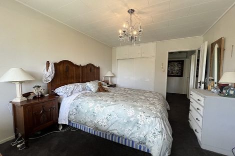 Photo of property in 2/17 Karen Lane, Beckenham, Christchurch, 8023