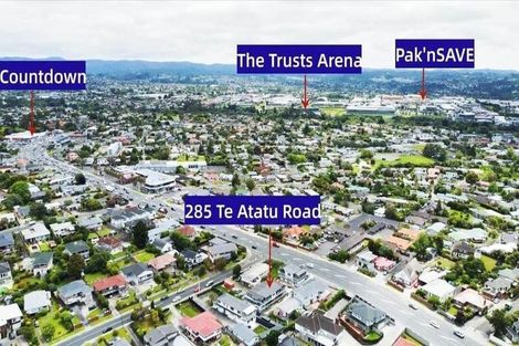 Photo of property in 3/285 Te Atatu Road, Te Atatu South, Auckland, 0610