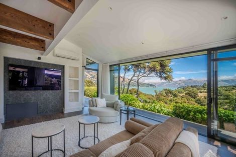 Photo of property in 6890 Christchurch Akaroa Road, Takamatua, 7581