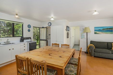 Photo of property in 46 Oyster Drive, Cooks Beach, Whitianga, 3591