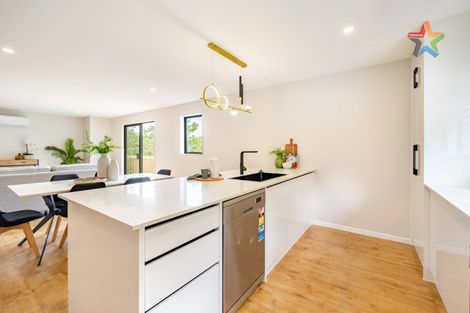 Photo of property in 2 Te Ara O Tahumate, Stokes Valley, 5019