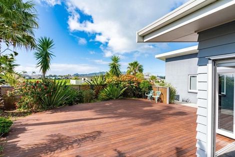 Photo of property in 4 O'farrell Drive, One Tree Point, 0118