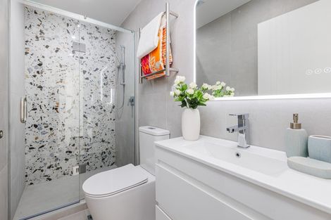 Photo of property in 11b Percival Street, Manurewa, Auckland, 2102