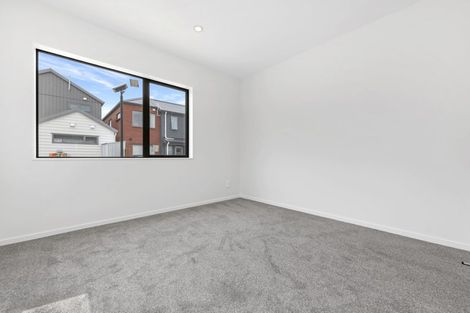 Photo of property in 27 Combat Street, Papakura, 2110