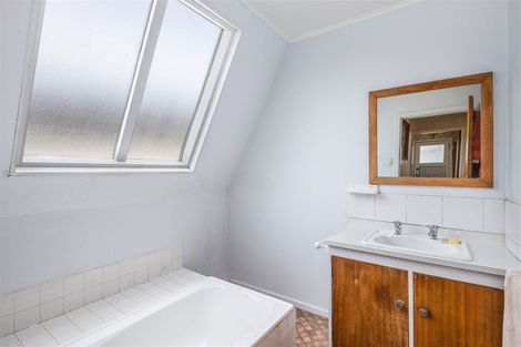 Photo of property in 21 Tarawera Road, Johnsonville, Wellington, 6037