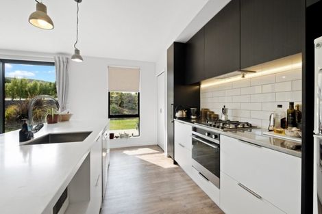 Photo of property in 51 Kirimoko Crescent, Wanaka, 9305