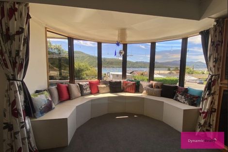 Photo of property in 318 Waikawa Road, Waikawa, Picton, 7220