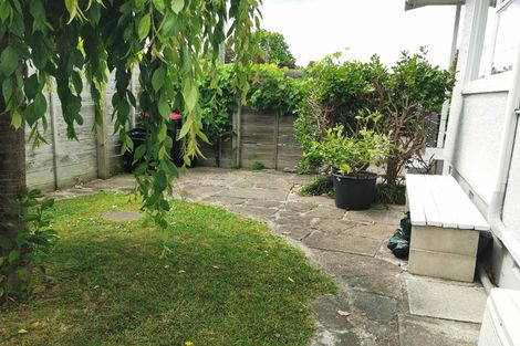 Photo of property in 1/1302 Caroline Road, Mayfair, Hastings, 4122