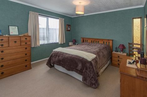 Photo of property in 4 Canterbury Street, Tamatea, Napier, 4112