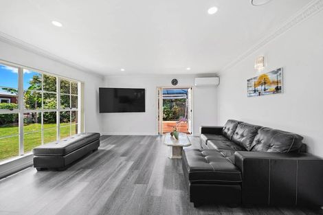 Photo of property in 2/35 Jellicoe Road, Manurewa, Auckland, 2102