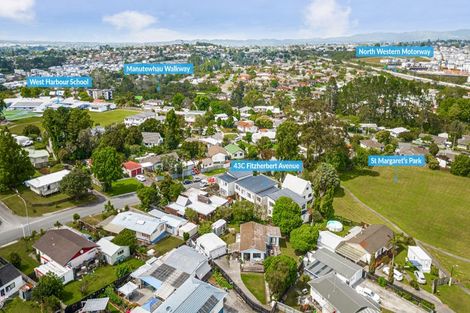 Photo of property in 43c Fitzherbert Avenue, West Harbour, Auckland, 0618