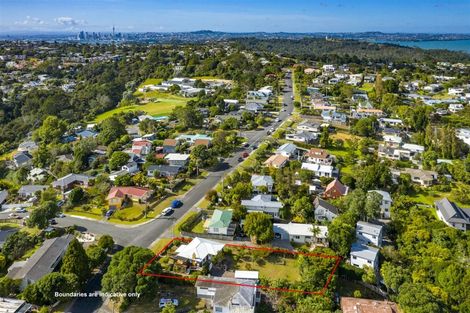 Photo of property in 47 Kia Ora Road, Beach Haven, Auckland, 0626