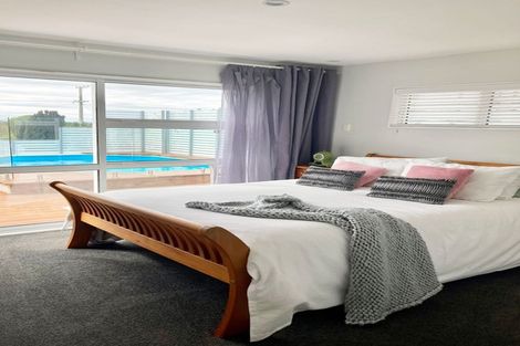 Photo of property in 996 Papamoa Beach Road, Papamoa Beach, Papamoa, 3118